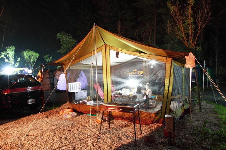 깨끗하고 조용했던 산정호수 네파 캠핑락