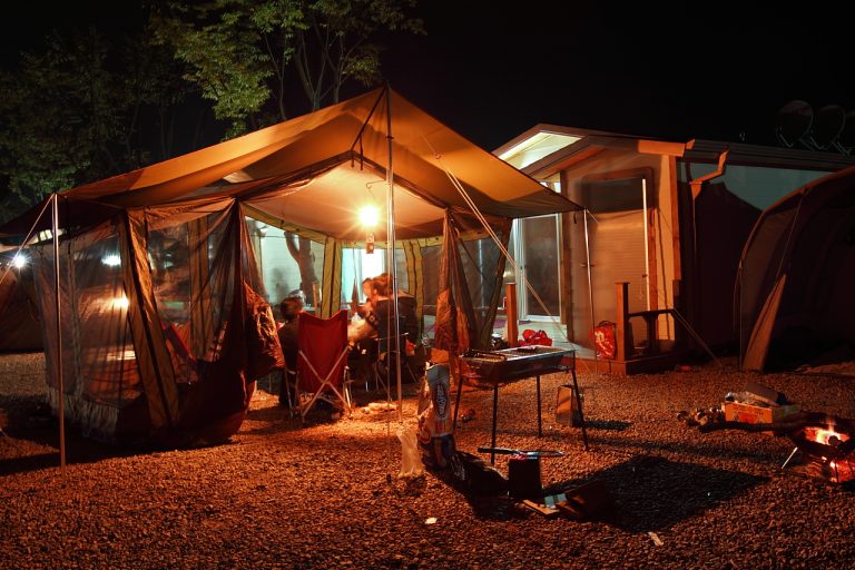 펜션과 캠핑을 동시에, 여주참숯마을캠핑장