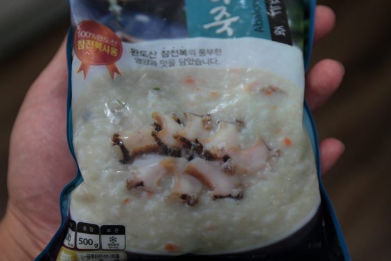 [서울마님죽] 몸이 허할 땐 완도산 참전복이 듬뿍 들어간 전복죽