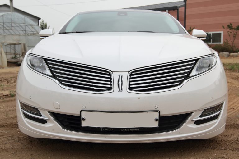 [Car] 여성적인 아름다움과 남성적인 강렬함을 동시에, 링컨MKZ 시승기