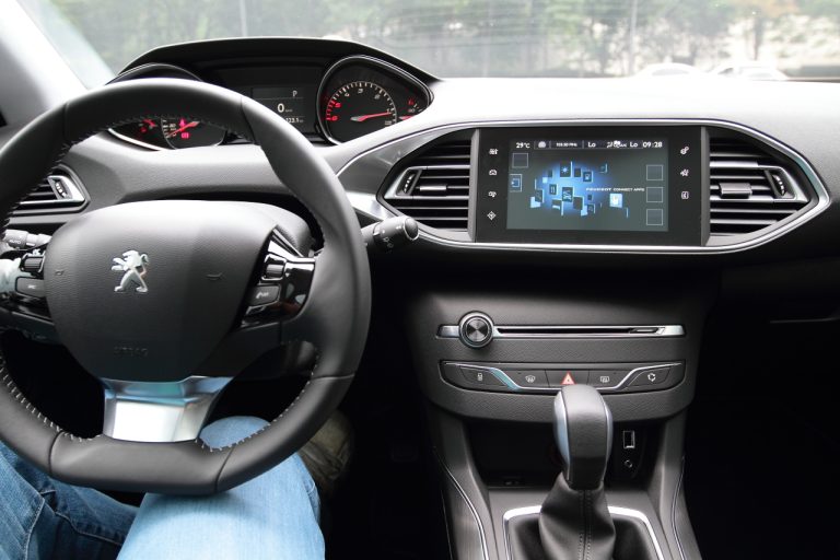 [Car] New 푸조308, 품격을 한단계 업그레이드 하다