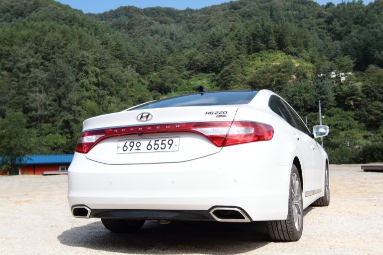 [Car] 그랜져디젤 시승기, 내장재와 소음이 아쉬운 차