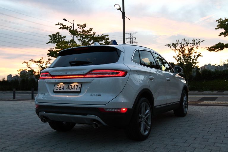 [Car] 링컨 MKZ의 디자인을 계승한 링컨 MKC 시승기