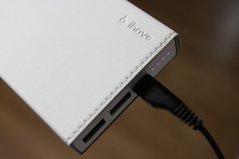 [IT] 아이해브 대용량 보조배터리 개봉기