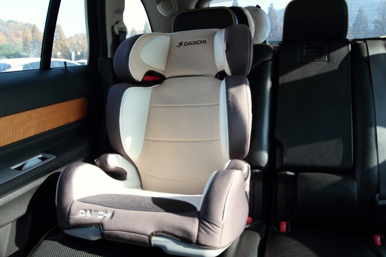 [Car] 다이치카시트에서 선물받은 스포티 주니어카시트(오가닉 그레이)