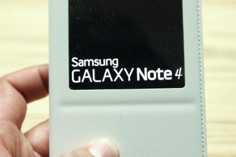 [IT] S뷰커버, 갤럭시 노트4케이스의 실용성을 극대화 하다