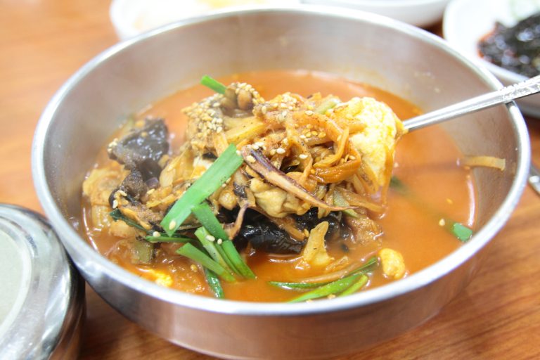 [강릉맛집] 식객 허영만씨가 인정한 짬뽕순두부 맛집, 동화가든