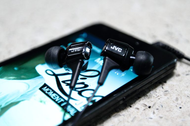 [IT] 10만원대 음질좋은 이어폰, JVC HA-FXT100