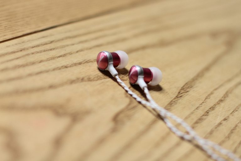 [IT] 부드러운 음색이 마음에 드는 유코텍 IM300 이어폰 사용후기