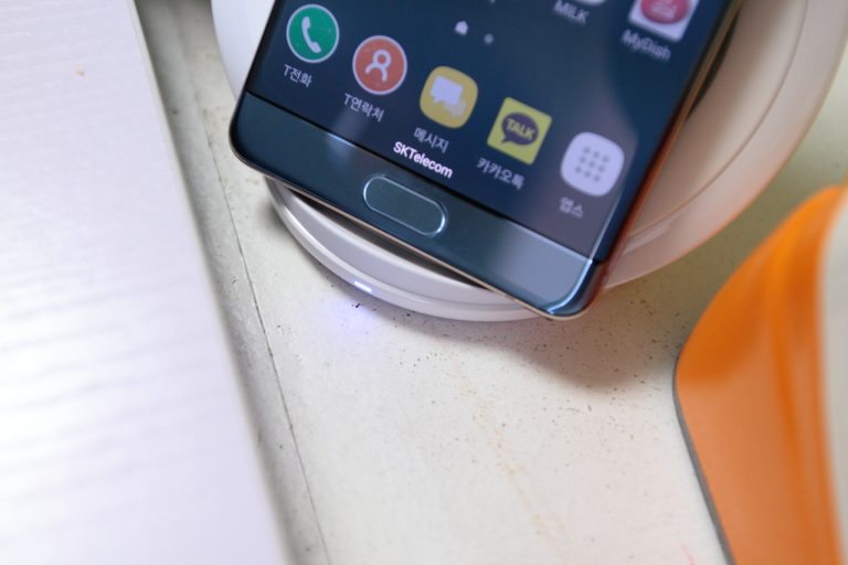 [IT] 갤럭시 노트7 무선충전기, 삼성 급속무선충전기 스탠드형