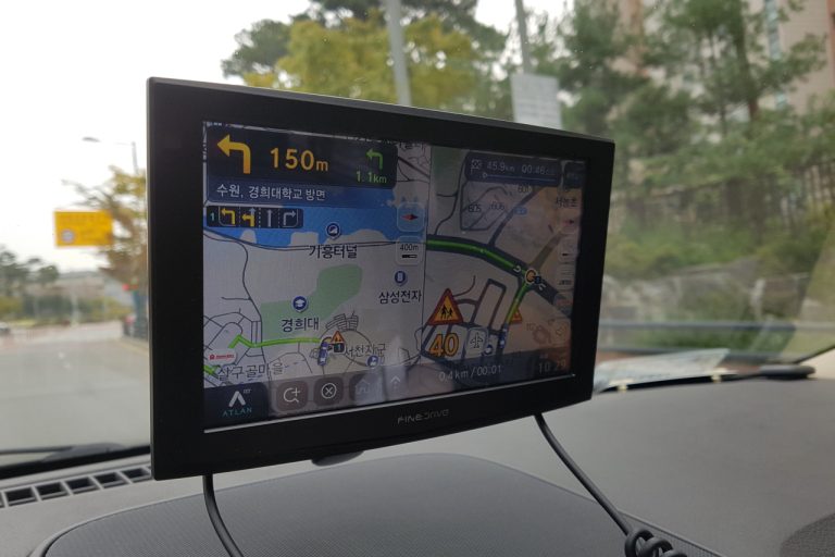 [Car] 파인드라이브 iQ 3S 네비게이션 vs 티맵, 과연 승자는?