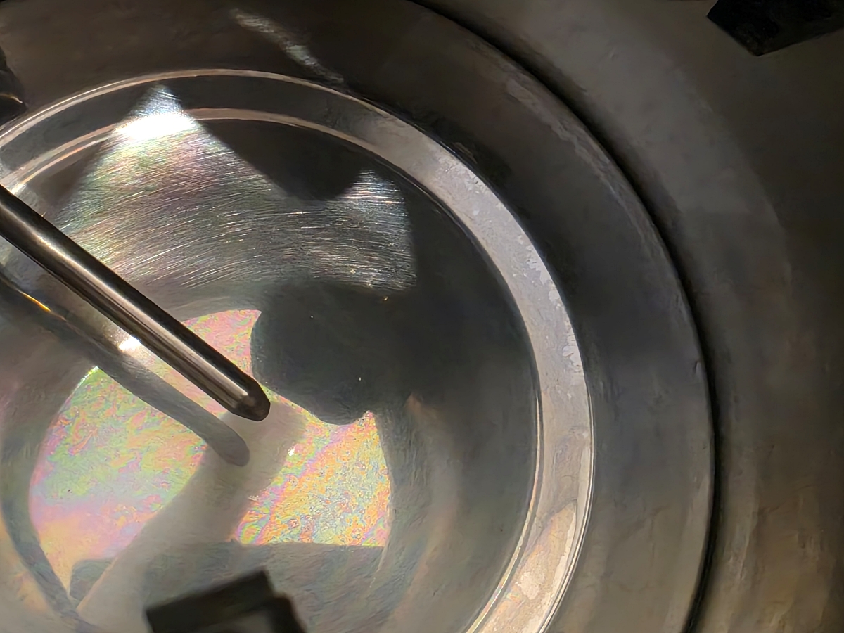 Clean kettle heating element after descaling