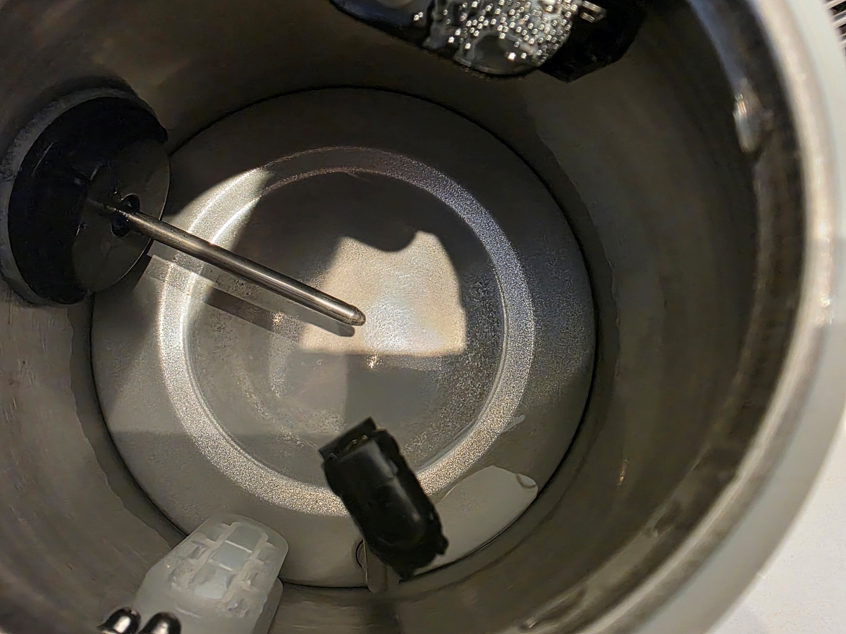 Electric kettle bottom before descaling