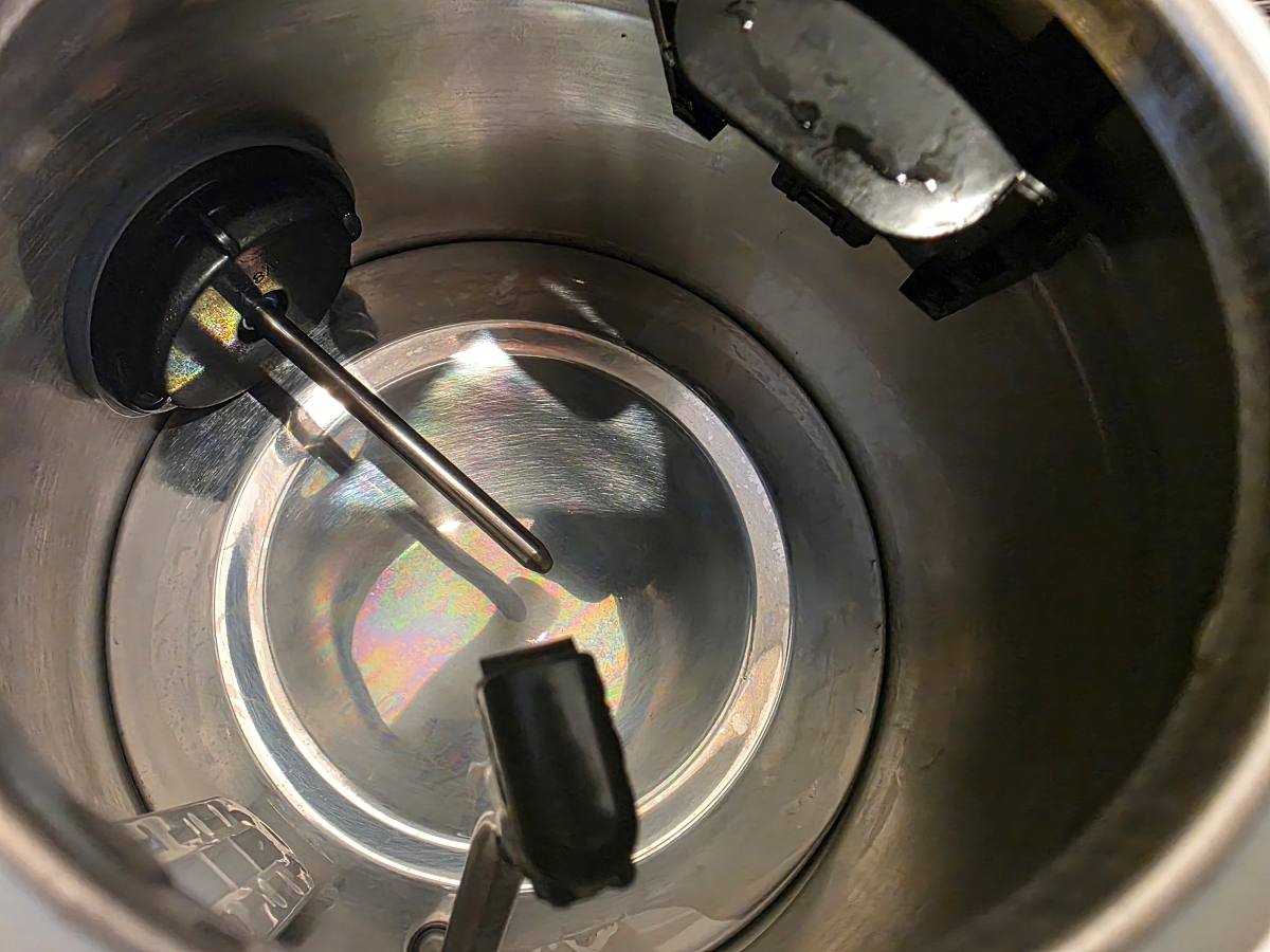 Shiny kettle bottom after cleaning