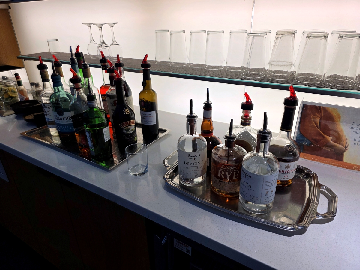 Bar area inside the Maple Leaf Lounge at Toronto Pearson Airport