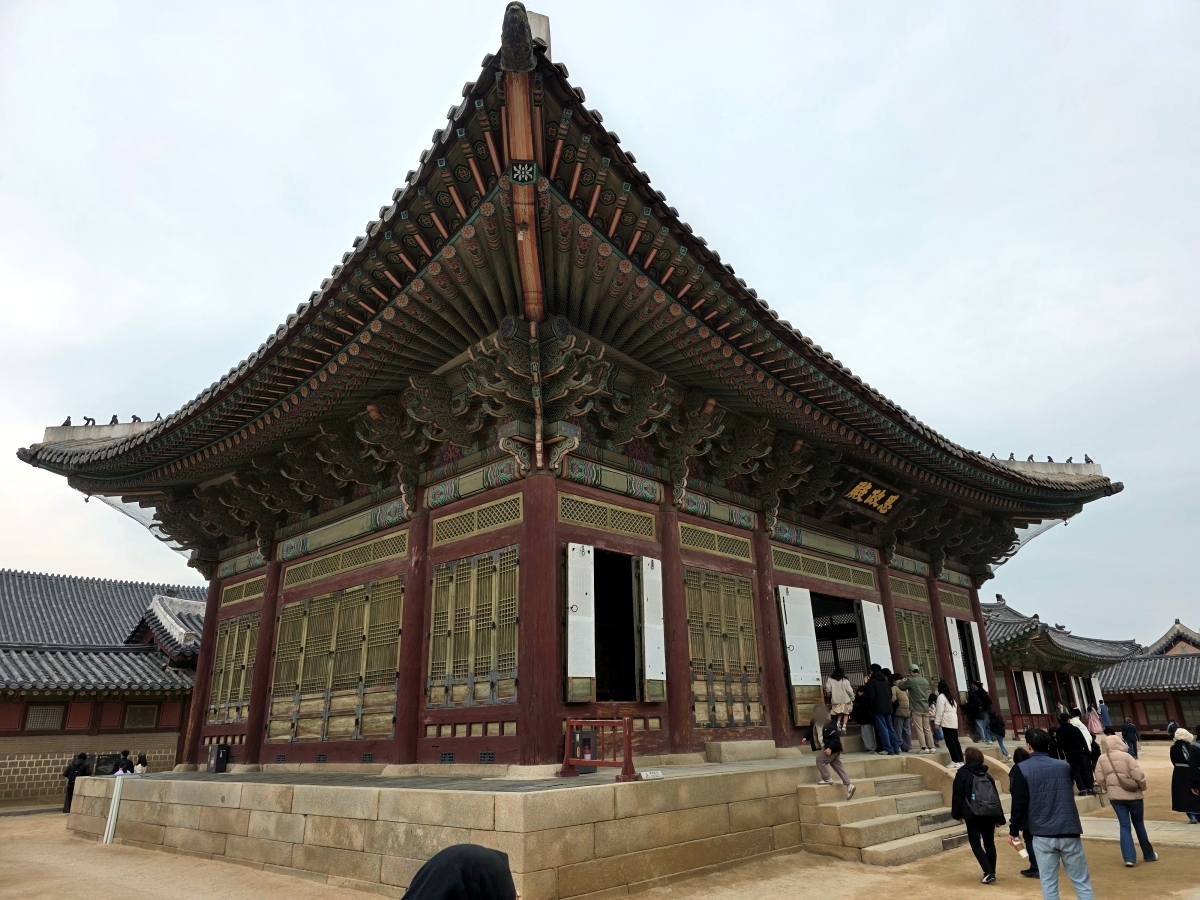 Sajeongjeon Hall the executive office of the Joseon king
